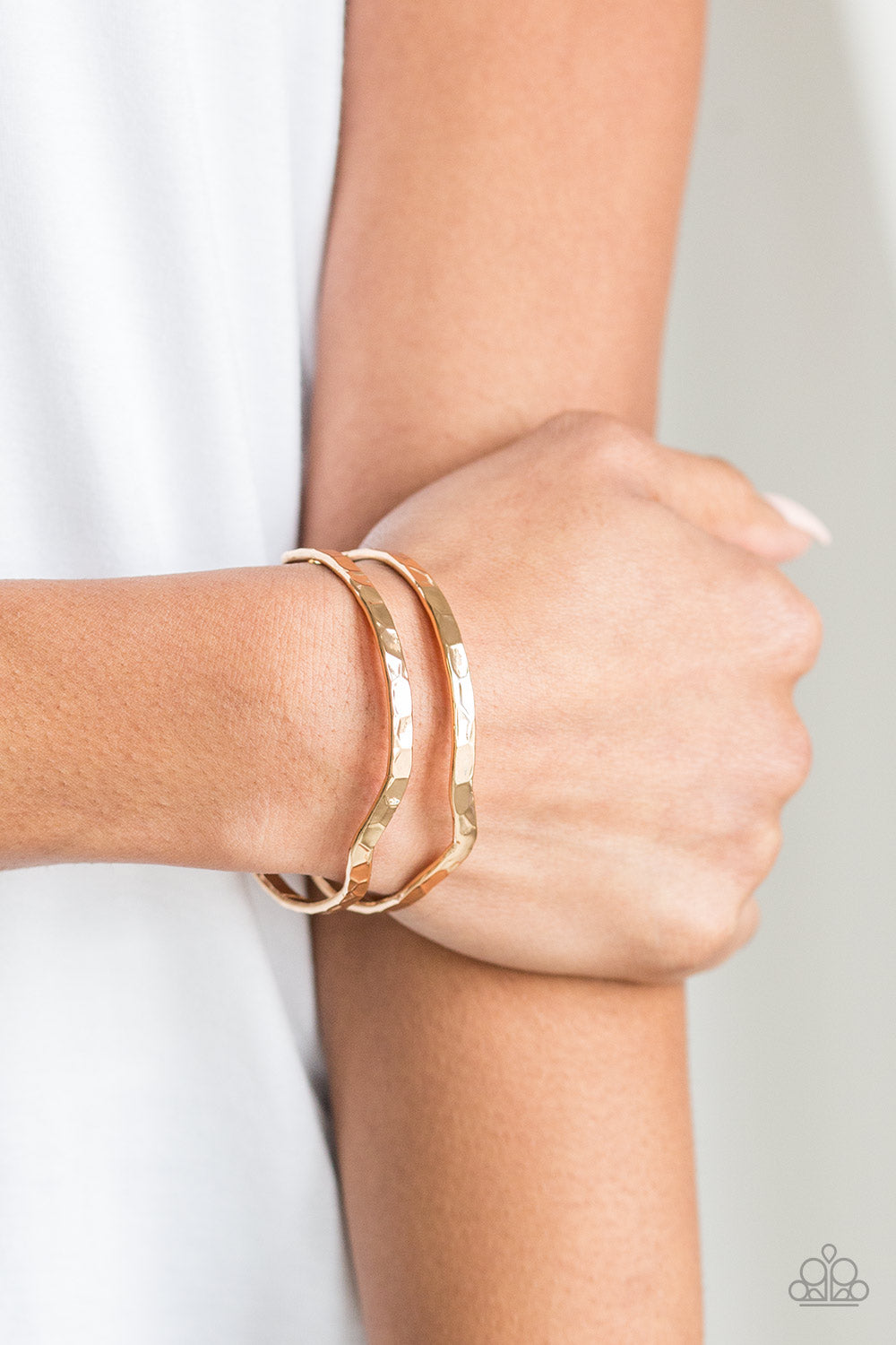 Paparazzi Accessories ✽ Highland Heiress - Gold Bracelet✽Flat Rate Ship $4.50✽