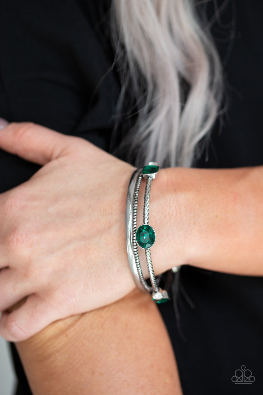 Paparazzi Accessories ✽ City Slicker Sleek - Green Bracelet✽Flat Rate Ship $4.50✽