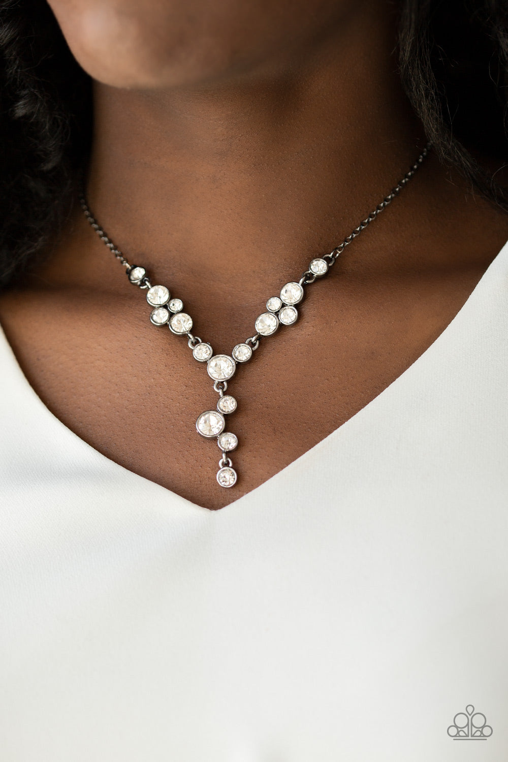 Paparazzi Accessories ✽ Five-Star Starlet - Black Necklace✽Flat Rate Ship $4.50✽