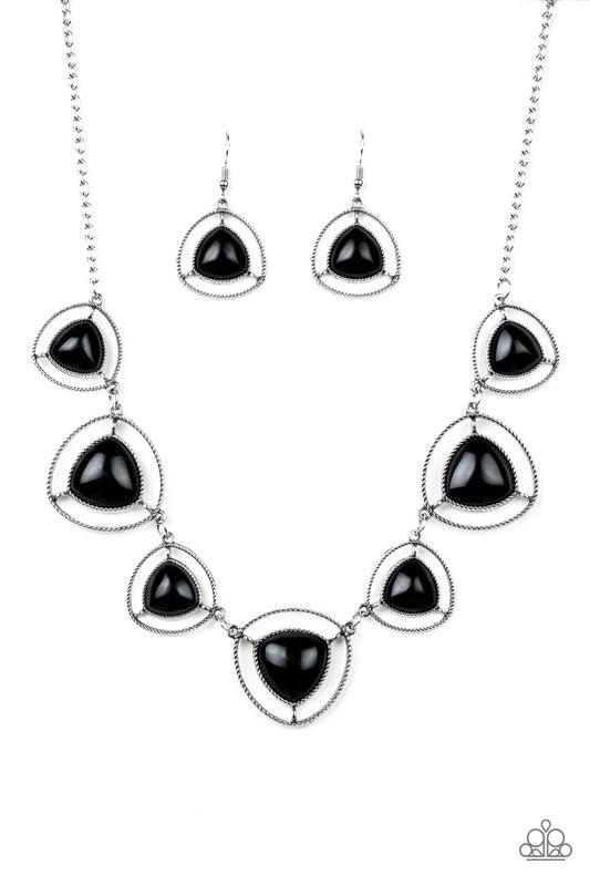 brought✽to✽you✽by✽blingflingbykat✽make-a-point-black-necklace✽paparazzi-accessories