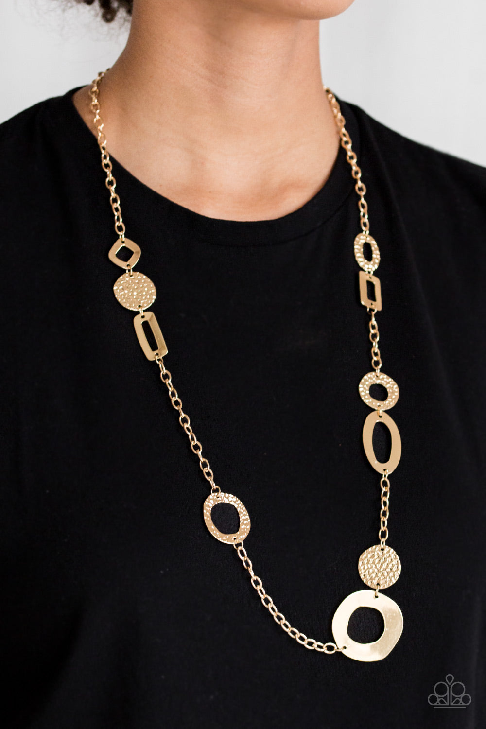 Paparazzi Accessories ✽ Metro Scene - Gold Necklace✽Flat Rate Ship $4.50✽