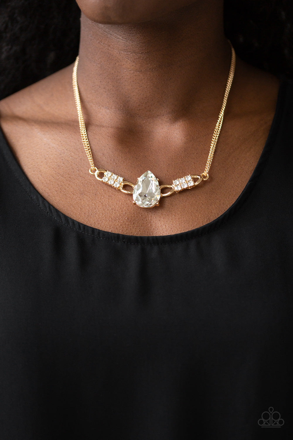 Paparazzi Accessories ✽ Way To Make An Entrance - Gold Necklace✽Flat Rate Ship $4.50✽
