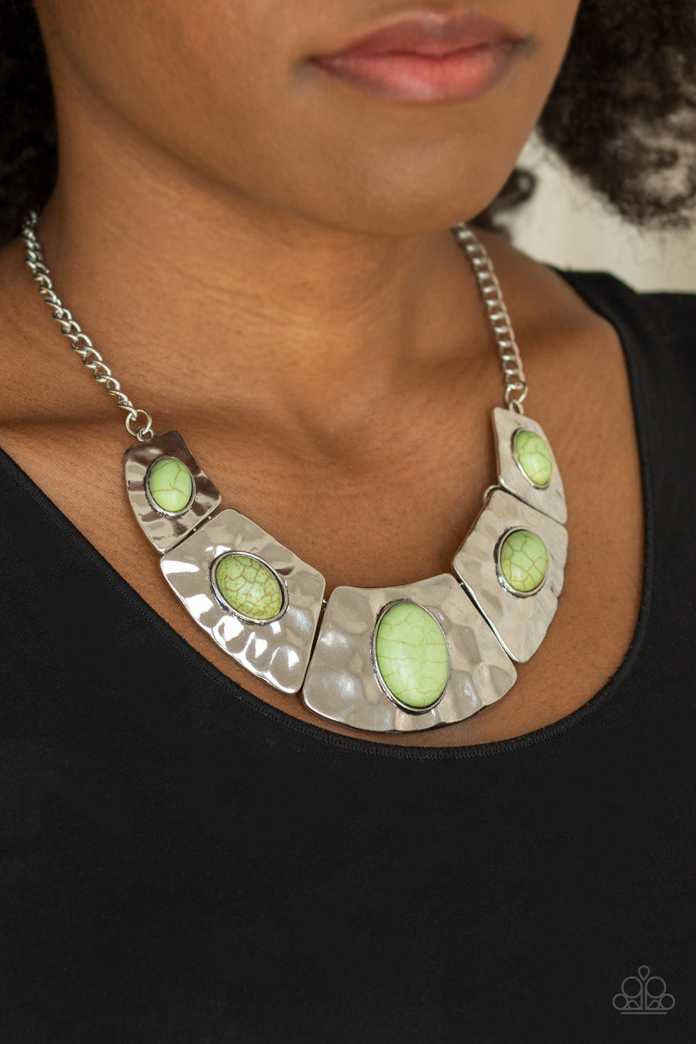 Paparazzi Accessories ✽ RULER In Favor - Green Necklace✽Flat Rate Ship $4.50✽