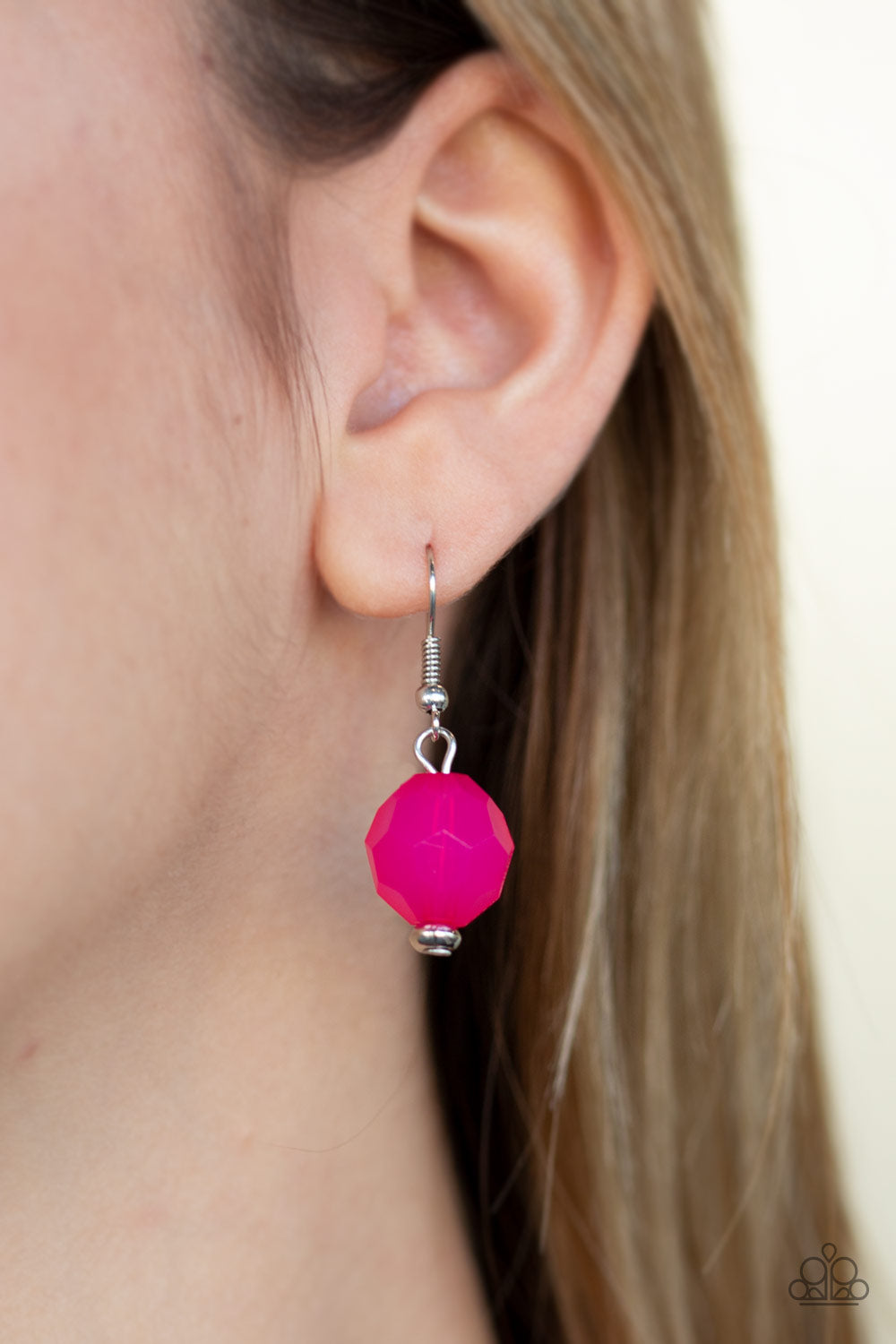 Paparazzi Accessories ✽ Dine and Dash - Pink Necklace✽Flat Rate Ship $4.50✽