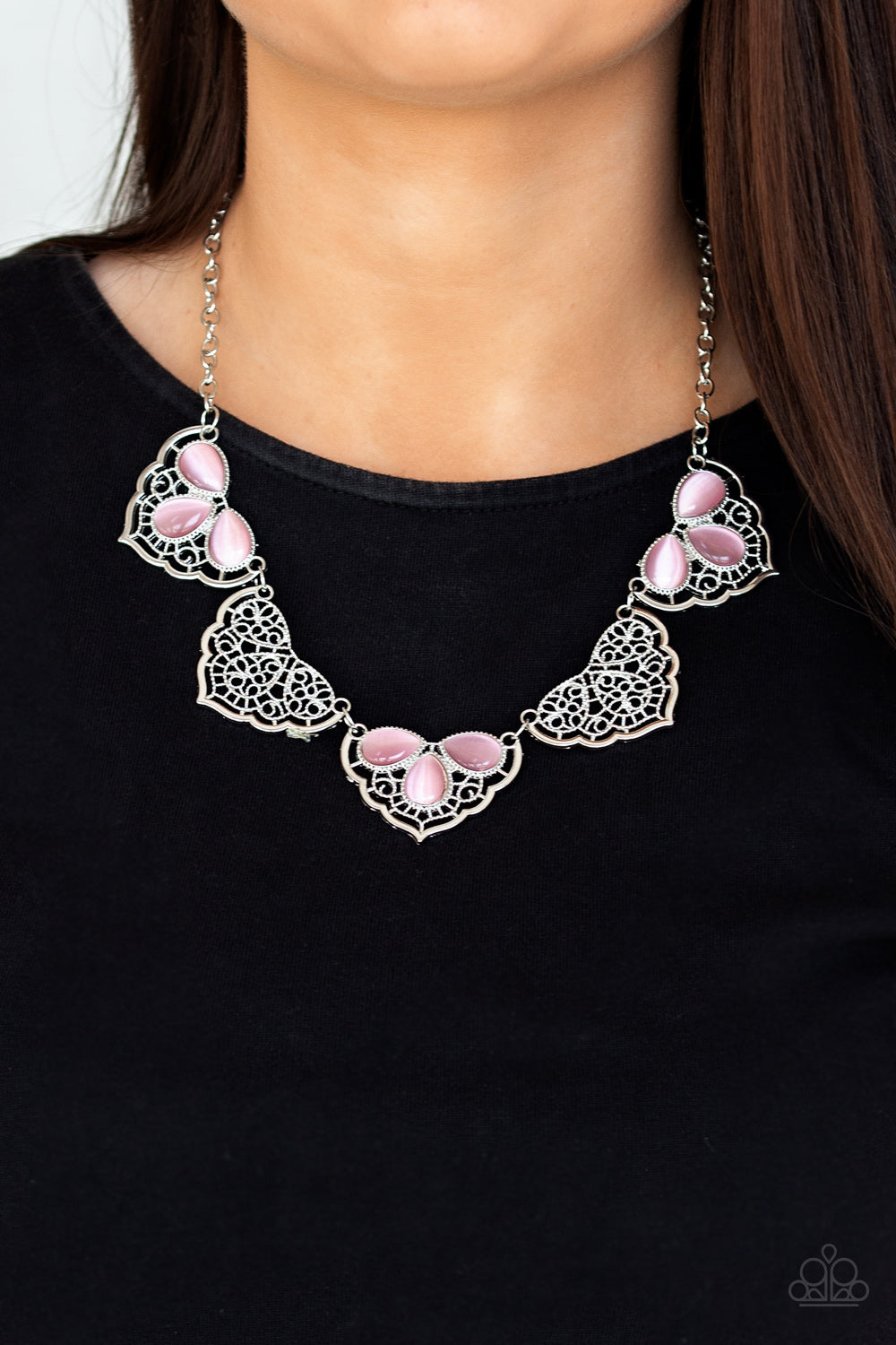 Paparazzi Accessories ✽ East Coast Essence - Pink Necklace✽Flat Rate Ship $4.50✽