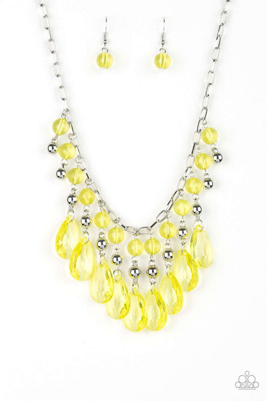 brought✽to✽you✽by✽blingflingbykat✽beauty-school-drop-out-yellow-necklace✽paparazzi-accessories