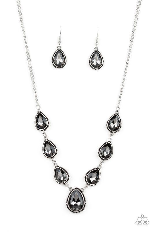 brought✽to✽you✽by✽blingflingbykat✽socialite-social-silver-necklace✽paparazzi-accessories