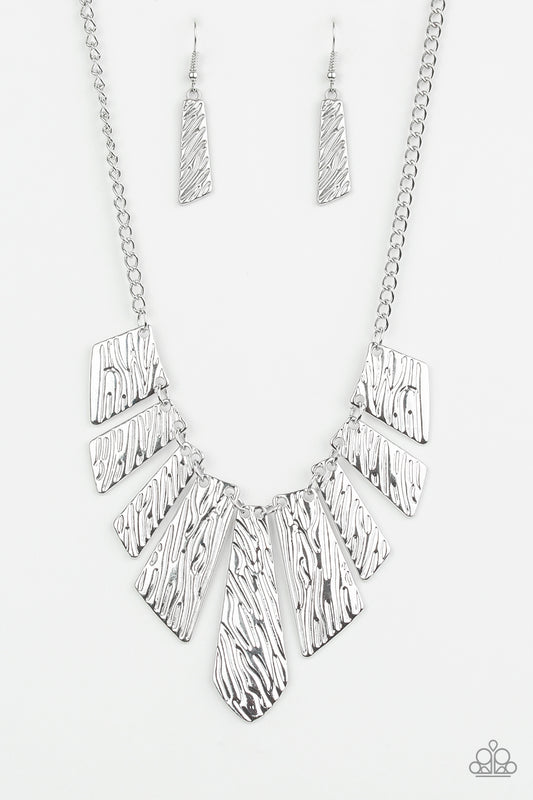 brought✽to✽you✽by✽blingflingbykat✽texture-tigress-silver-necklace✽paparazzi-accessories