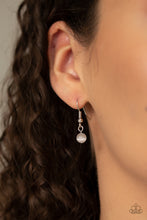 Load image into Gallery viewer, Paparazzi Accessories ✽ Enchanted Eden - Silver Necklace✽Flat Rate Ship $4.50✽
