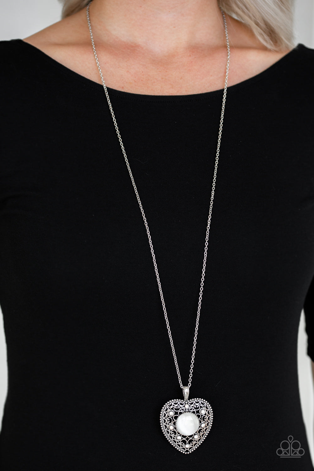 Paparazzi Accessories ✽ One Heart - White Necklace✽Flat Rate Ship $4.50✽ - Blingflingbykat 