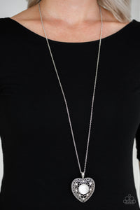 Paparazzi Accessories ✽ One Heart - White Necklace✽Flat Rate Ship $4.50✽