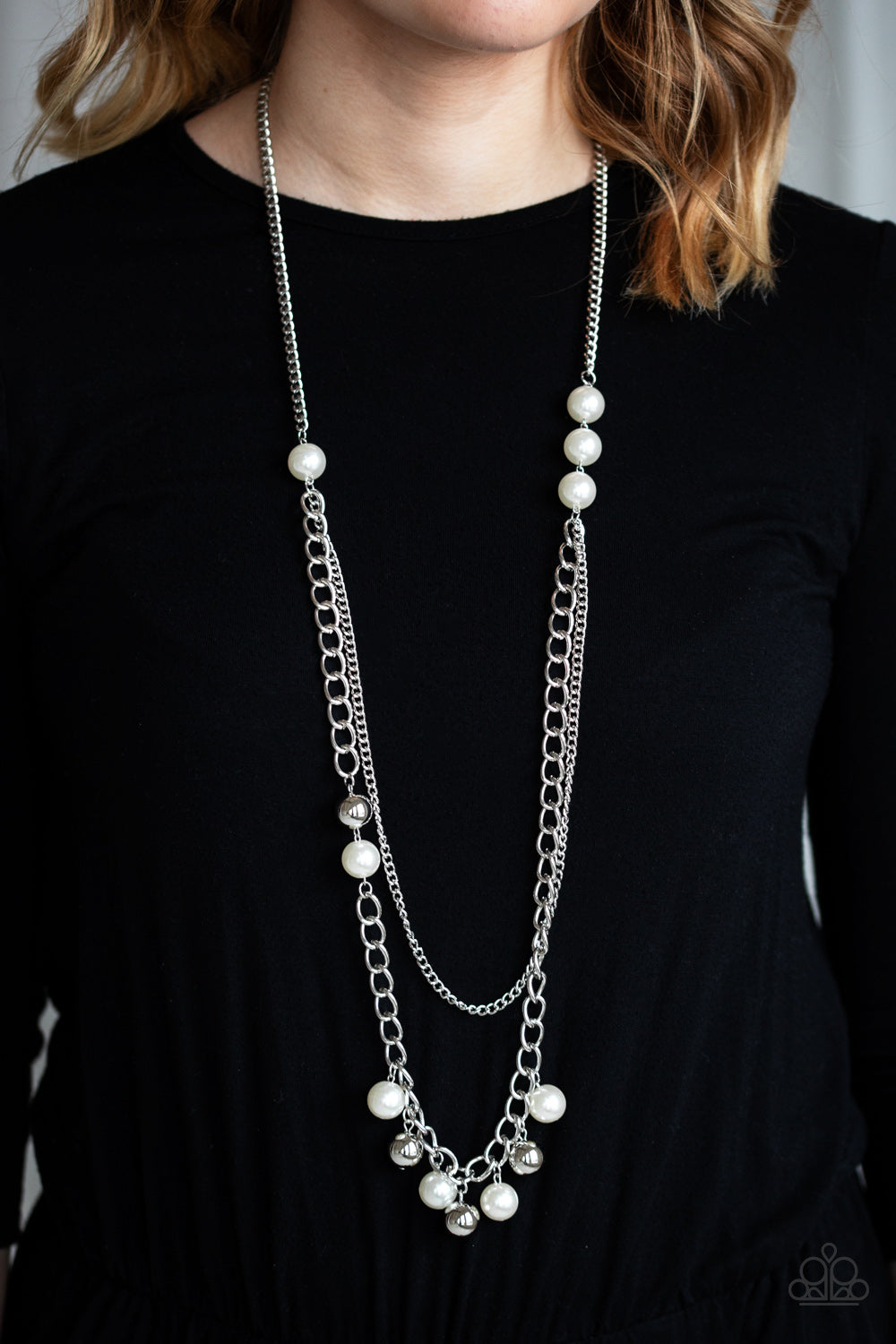 Paparazzi Accessories ✽ Modern Musical - White Necklace✽Flat Rate Ship $4.50✽