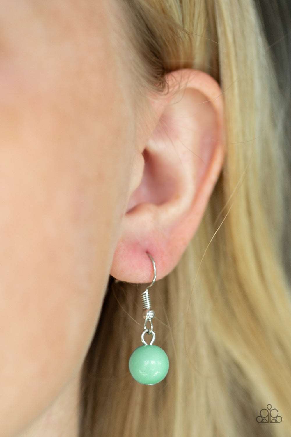 Paparazzi Accessories ✽ Brilliant Bliss - Green Necklace✽Flat Rate Ship $4.50✽