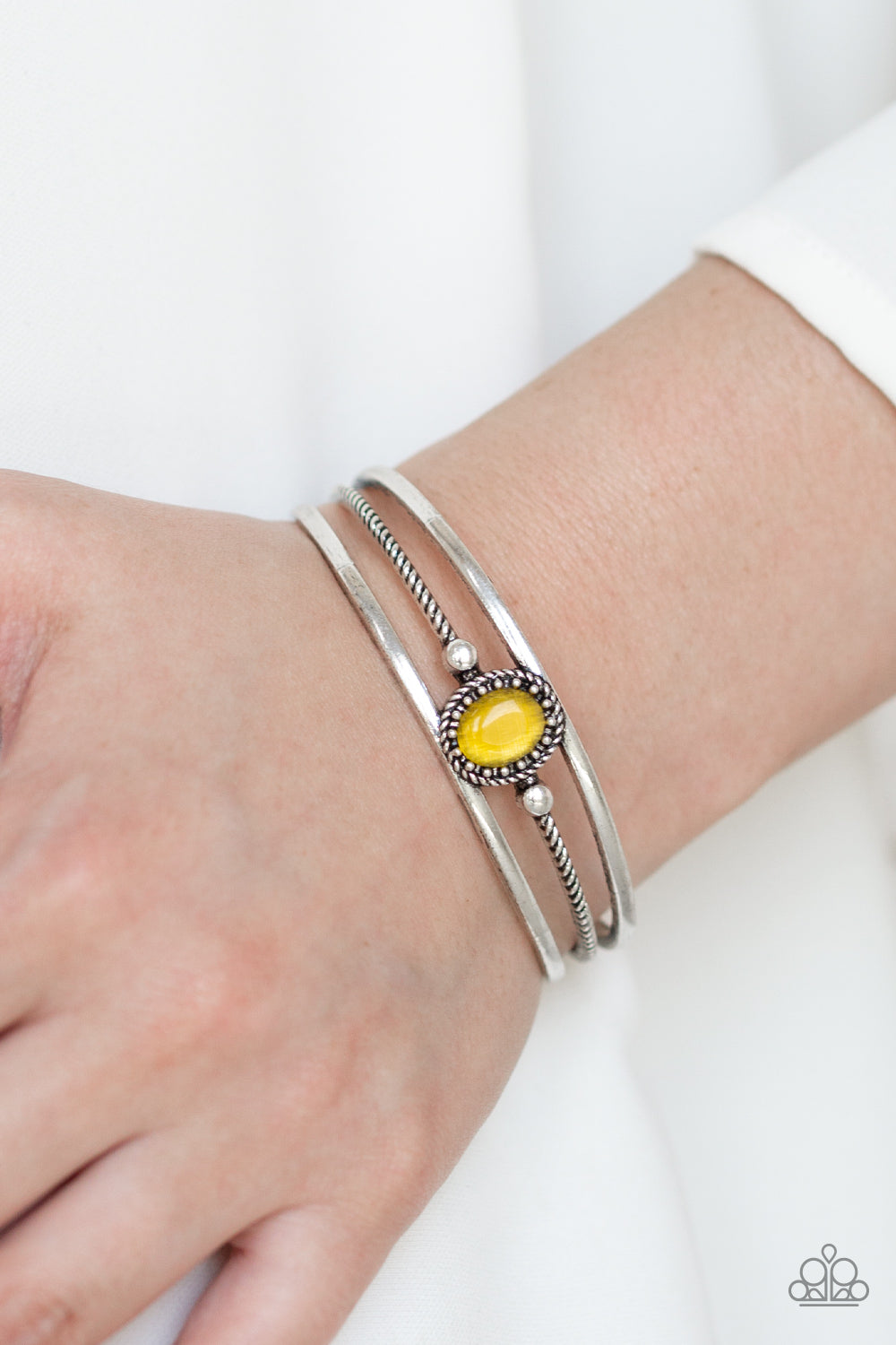 Paparazzi Accessories ✽ Top Of The Pop Charts - Yellow Bracelet✽Flat Rate Ship $4.50✽