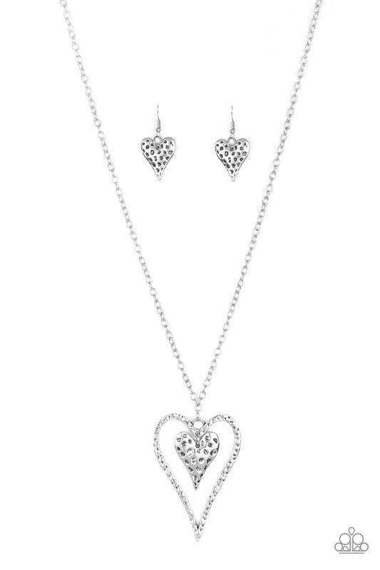 brought✽to✽you✽by✽blingflingbykat✽hardened-hearts-silver-necklace✽paparazzi-accessories