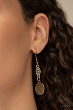 Load image into Gallery viewer, Paparazzi Accessories ✽ Treasure Temptress - Brass Necklace✽Flat Rate Ship $4.50✽
