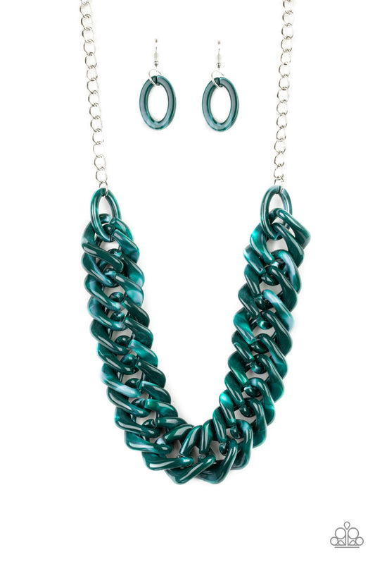 brought✽to✽you✽by✽blingflingbykat✽comin-in-haute-green-necklace✽paparazzi-accessories