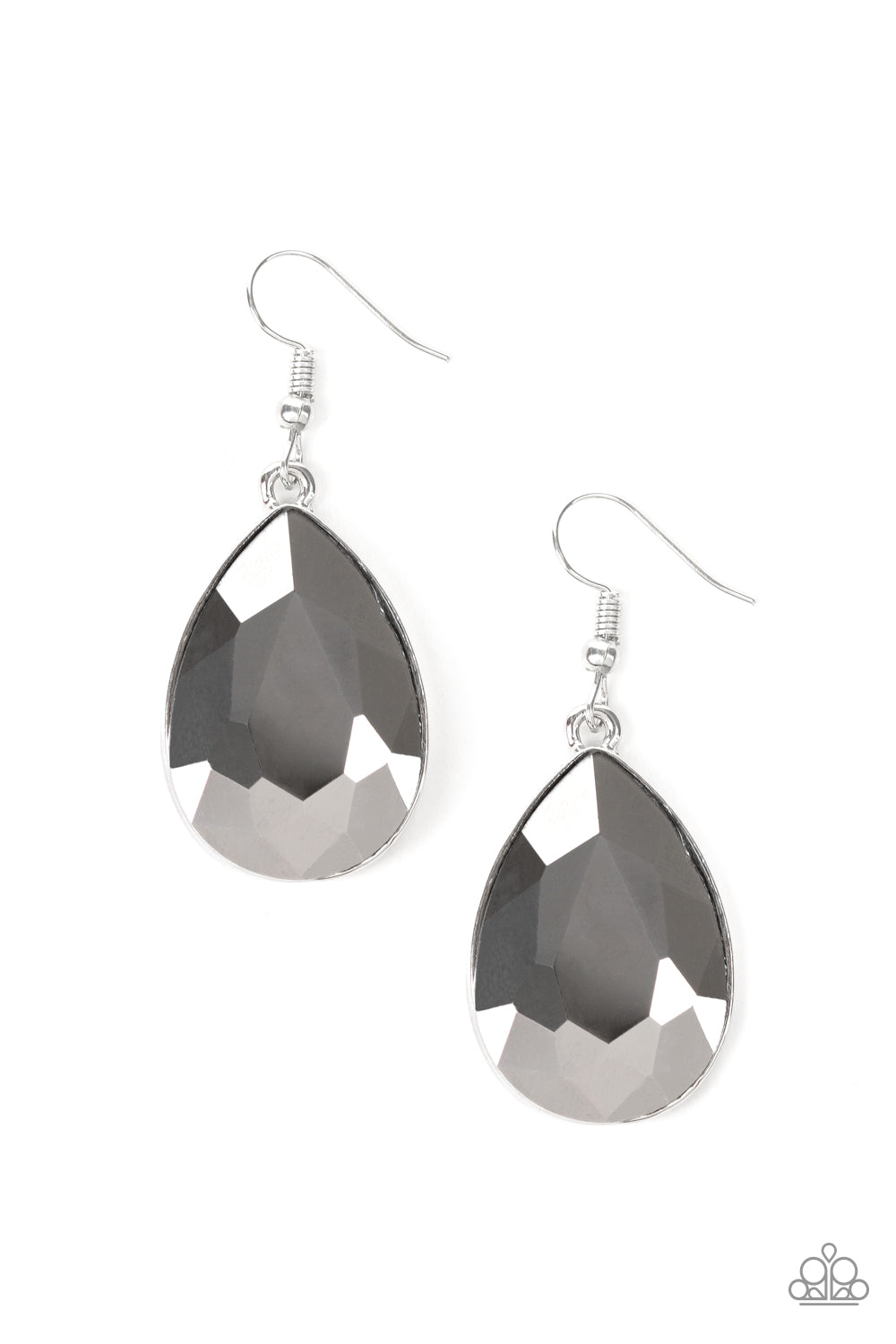 brought✽to✽you✽by✽blingflingbykat✽limo-ride-silver-earrings✽paparazzi-accessories