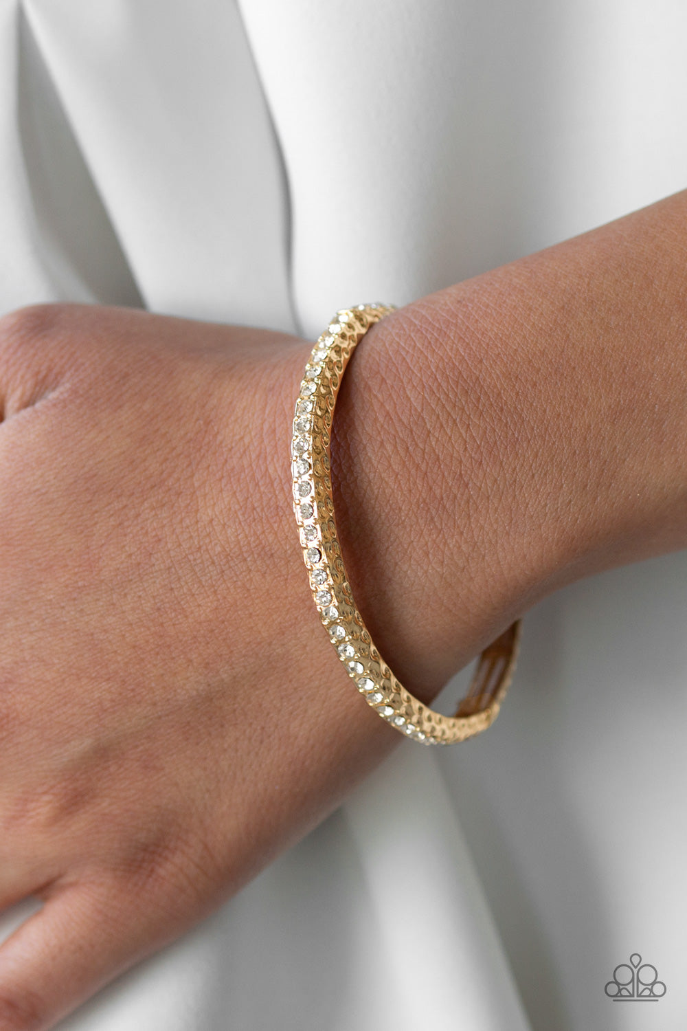 Paparazzi Accessories ✽ Cha Cha Ching! - Gold Bracelet✽Flat Rate Ship $4.50✽