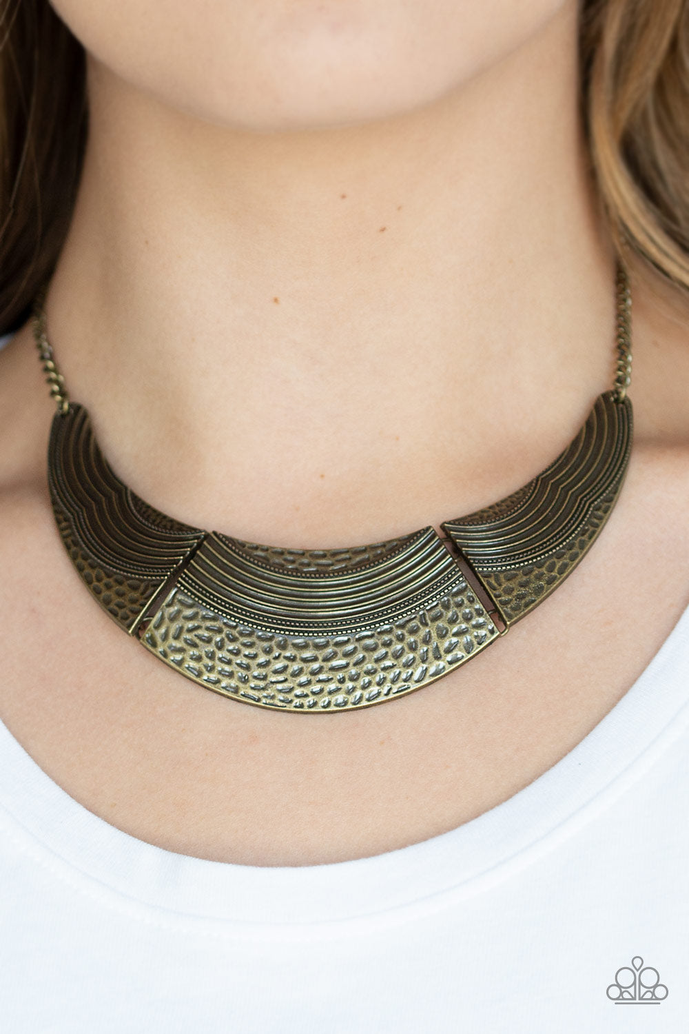 Paparazzi Accessories ✽ Utterly Untamable - Brass Necklace✽Flat Rate Ship $4.50✽