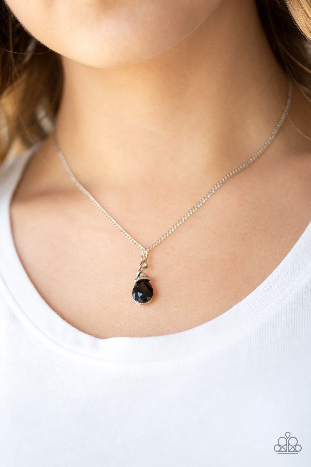 Paparazzi Accessories ✽ Timeless Trinket - Black Necklace✽Flat Rate Ship $4.50✽