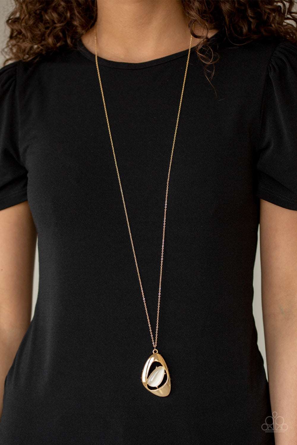 Paparazzi Accessories ✽ Asymmetrical Bliss - Gold Necklace✽Flat Rate Ship $4.50✽