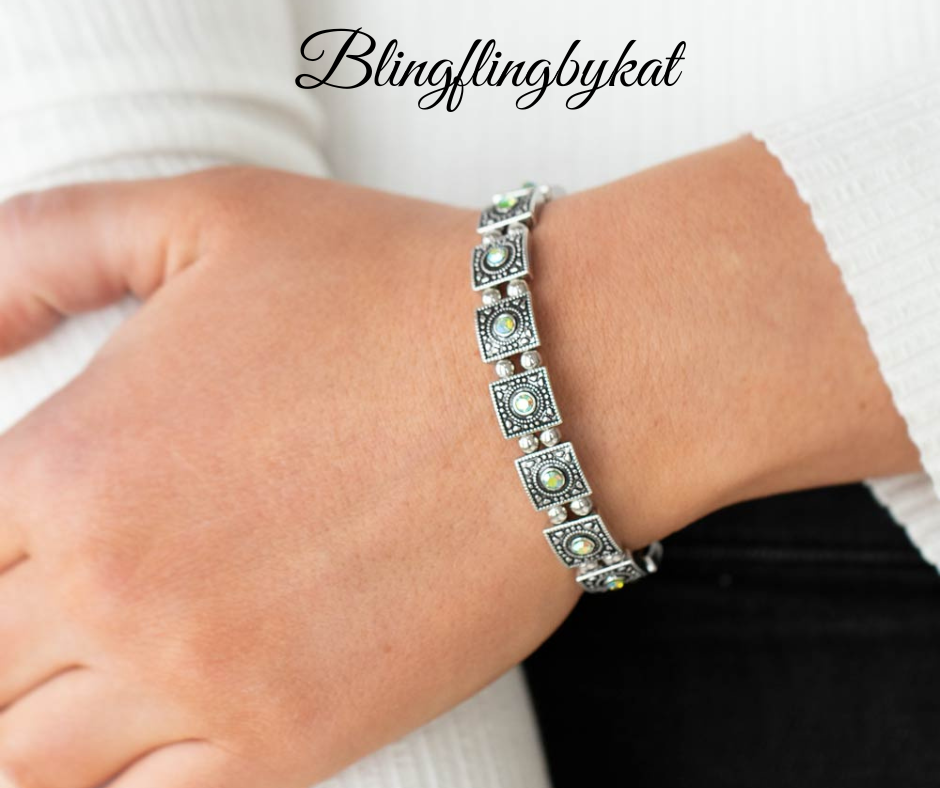 Paparazzi Accessories ✽Cosmic Conquest - Green Bracelet✽Flat Rate Ship $4.50✽ - Image #1