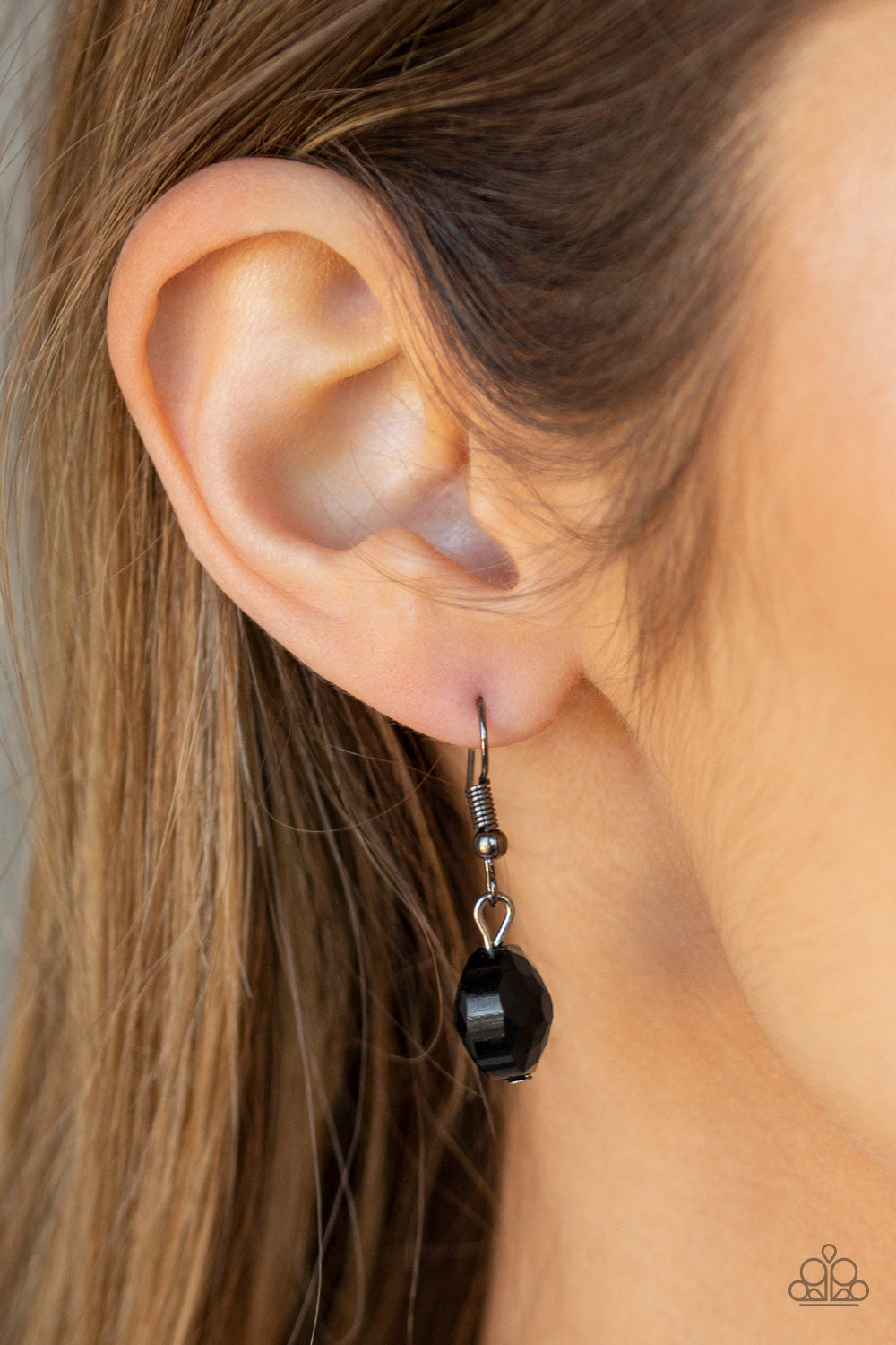 Paparazzi Accessories ✽ Duchess Dazzle - Black Necklace✽Flat Rate Ship $4.50✽