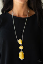 Load image into Gallery viewer, Paparazzi Accessories ✽ Making an Impact - Yellow Necklace✽Flat Rate Ship $4.50✽
