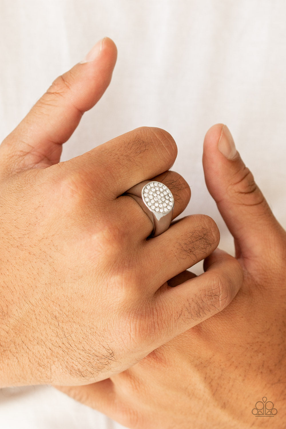 Paparazzi Accessories ✽Conquest - White Ring✽Flat Rate Ship $4.50✽