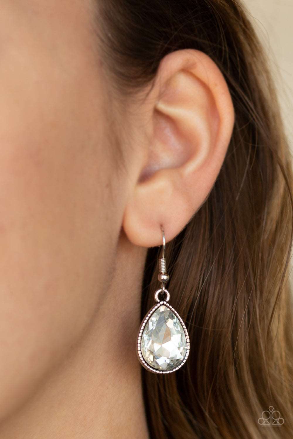 Paparazzi Accessories ✽ All Toget-HEIR Now - White Necklace✽Flat Rate Ship $4.50✽