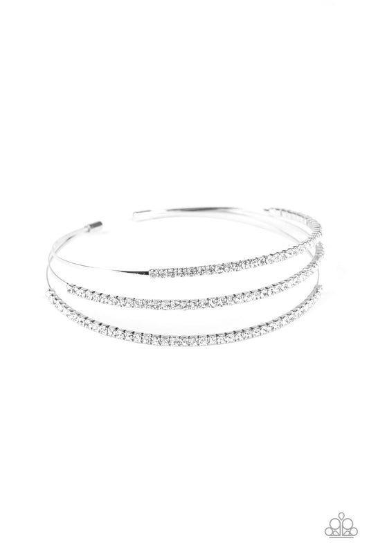 brought✽to✽you✽by✽blingflingbykat✽iridescently-infatuated-white-bracelet✽paparazzi-accessories