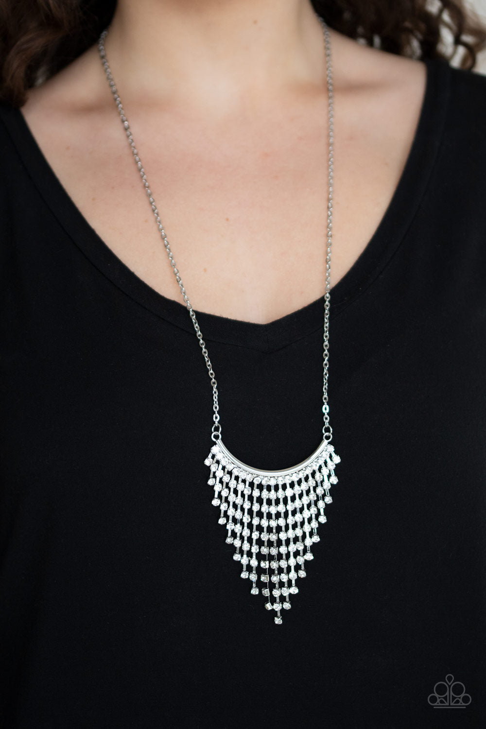 Paparazzi Accessories ✽ Glitter Bomb - White Necklace✽Flat Rate Ship $4.50✽