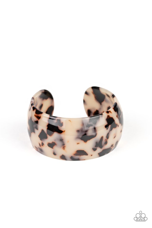 brought-to-you-by-blingflingbykat-jungle-cruise-white-bracelet-paparazzi-accessories-