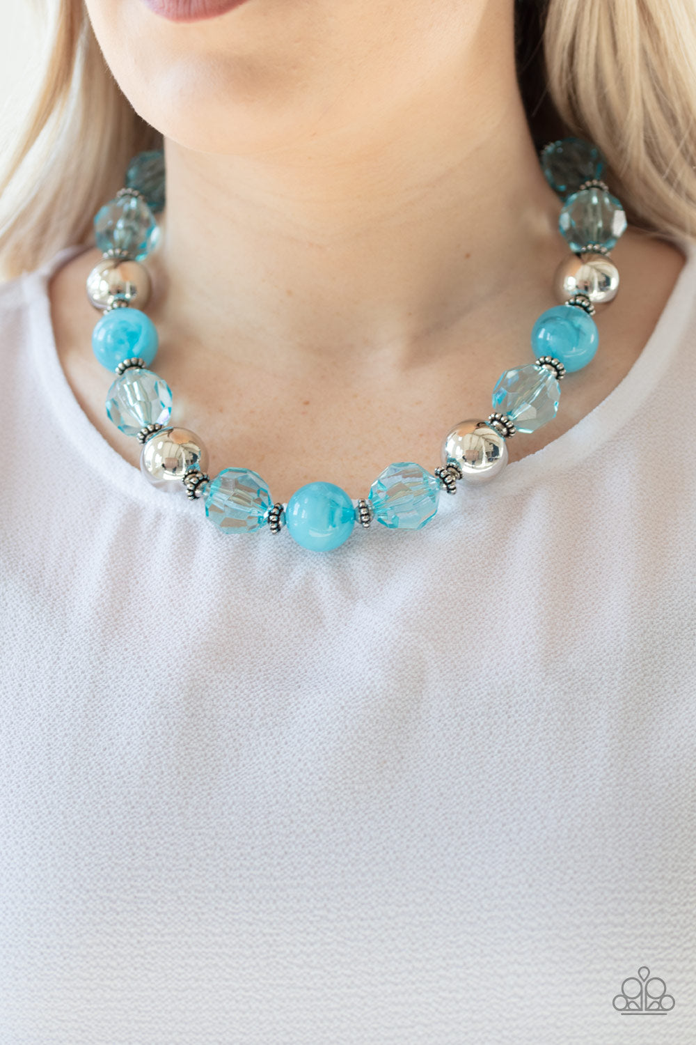 Paparazzi Accessories ✽ Very Voluminous - Blue Necklace✽Flat Rate Ship $4.50✽