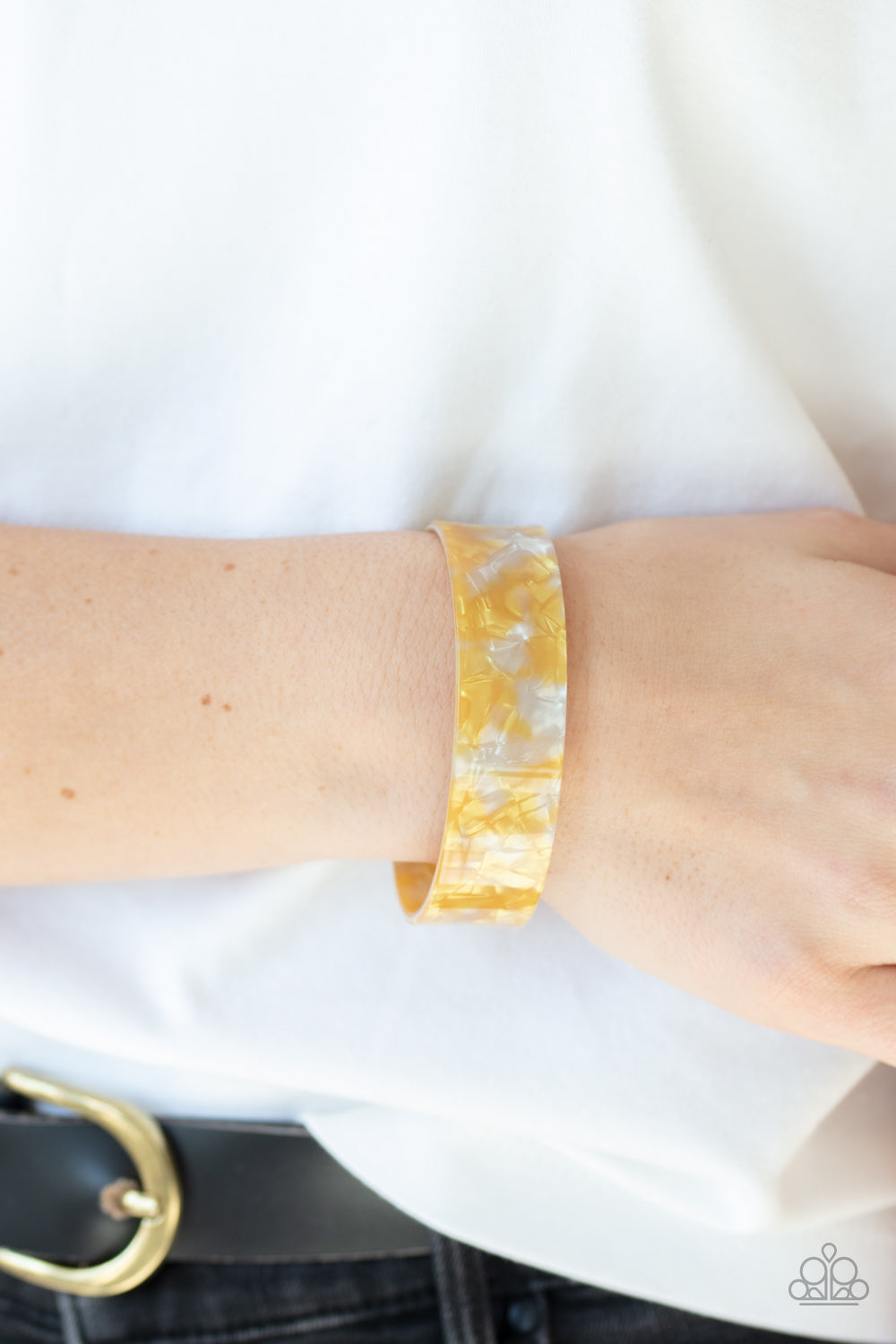 Paparazzi Accessories ✽ Glaze Daze - Yellow Bracelet✽Flat Rate Ship $4.50✽