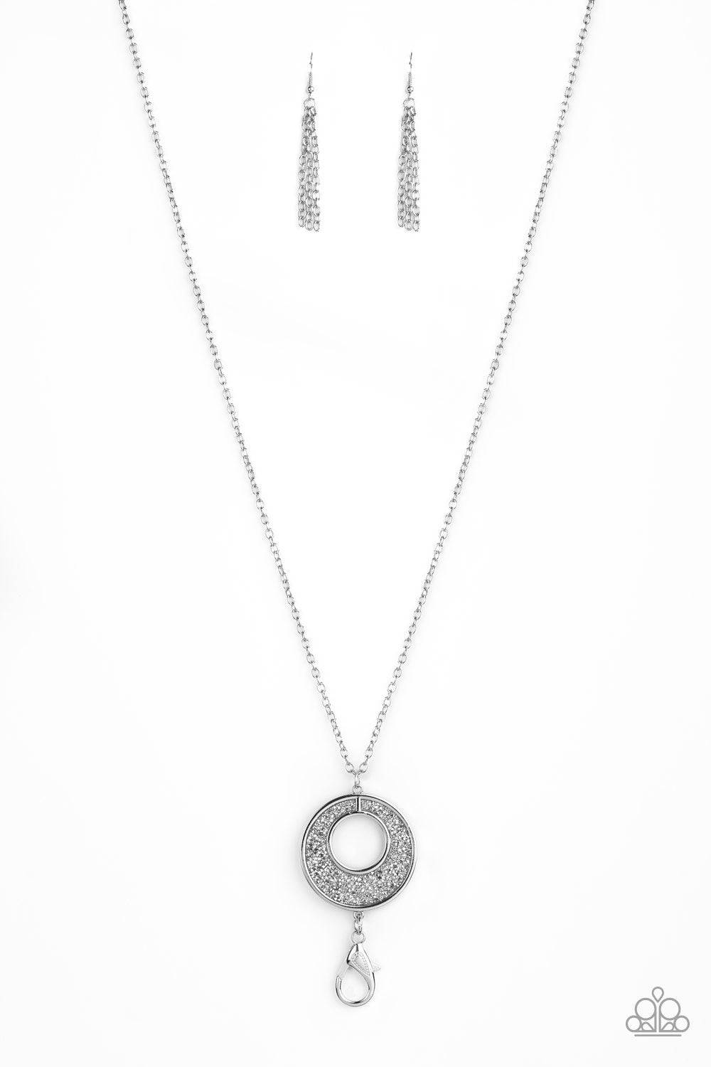 brought✽to✽you✽by✽blingflingbykatglitzy-glow-silver-5617✽paparazzi-accessories