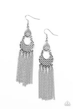 Load image into Gallery viewer, brought✽to✽you✽by✽blingflingbykat✽insane-chain-silver-earrings✽paparazzi-accessories
