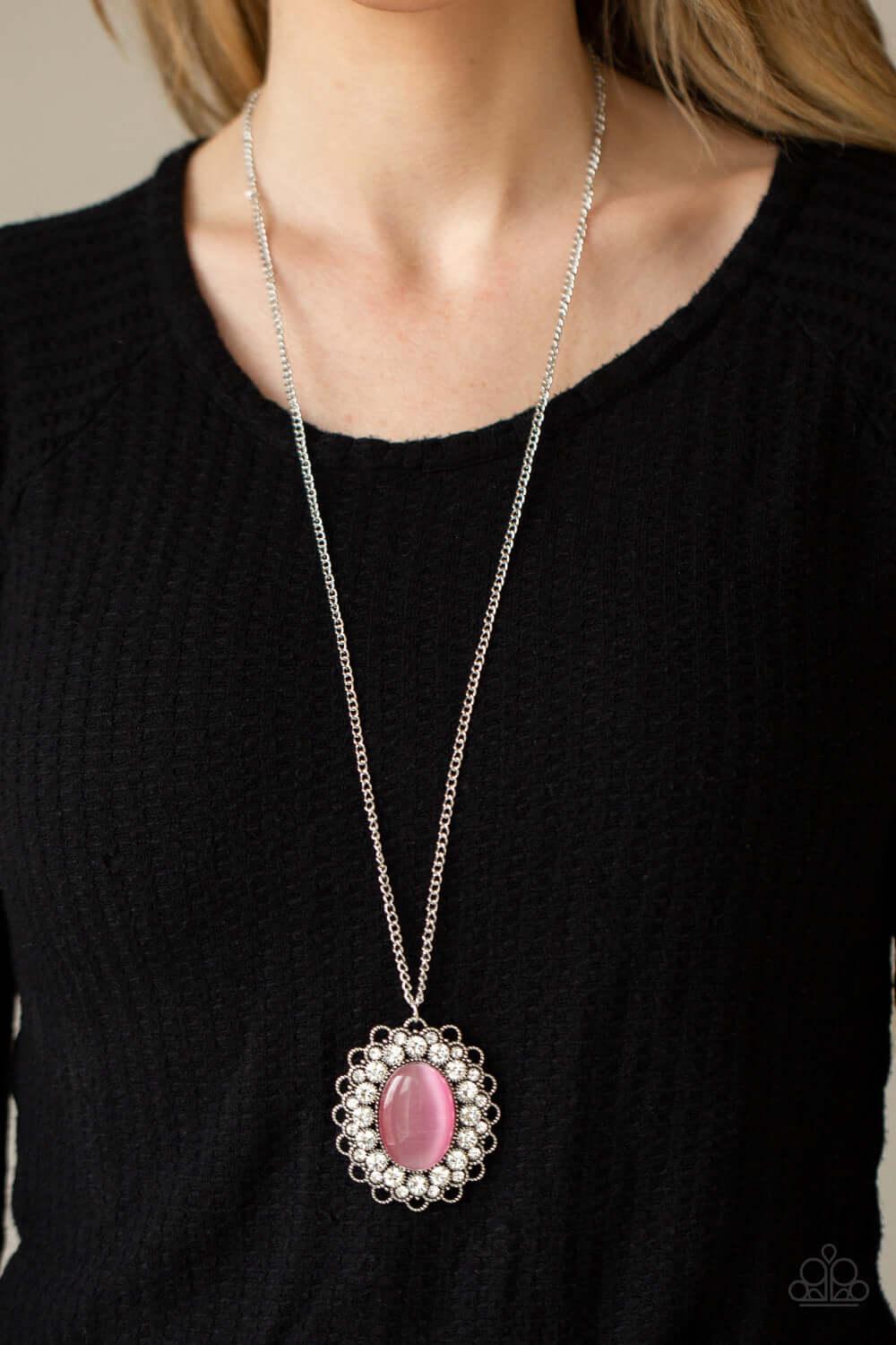 Paparazzi Accessories ❋Oh My Medallion - Pink Necklace❋ Flat Rate Ship $4.50❋ - Blingflingbykat 