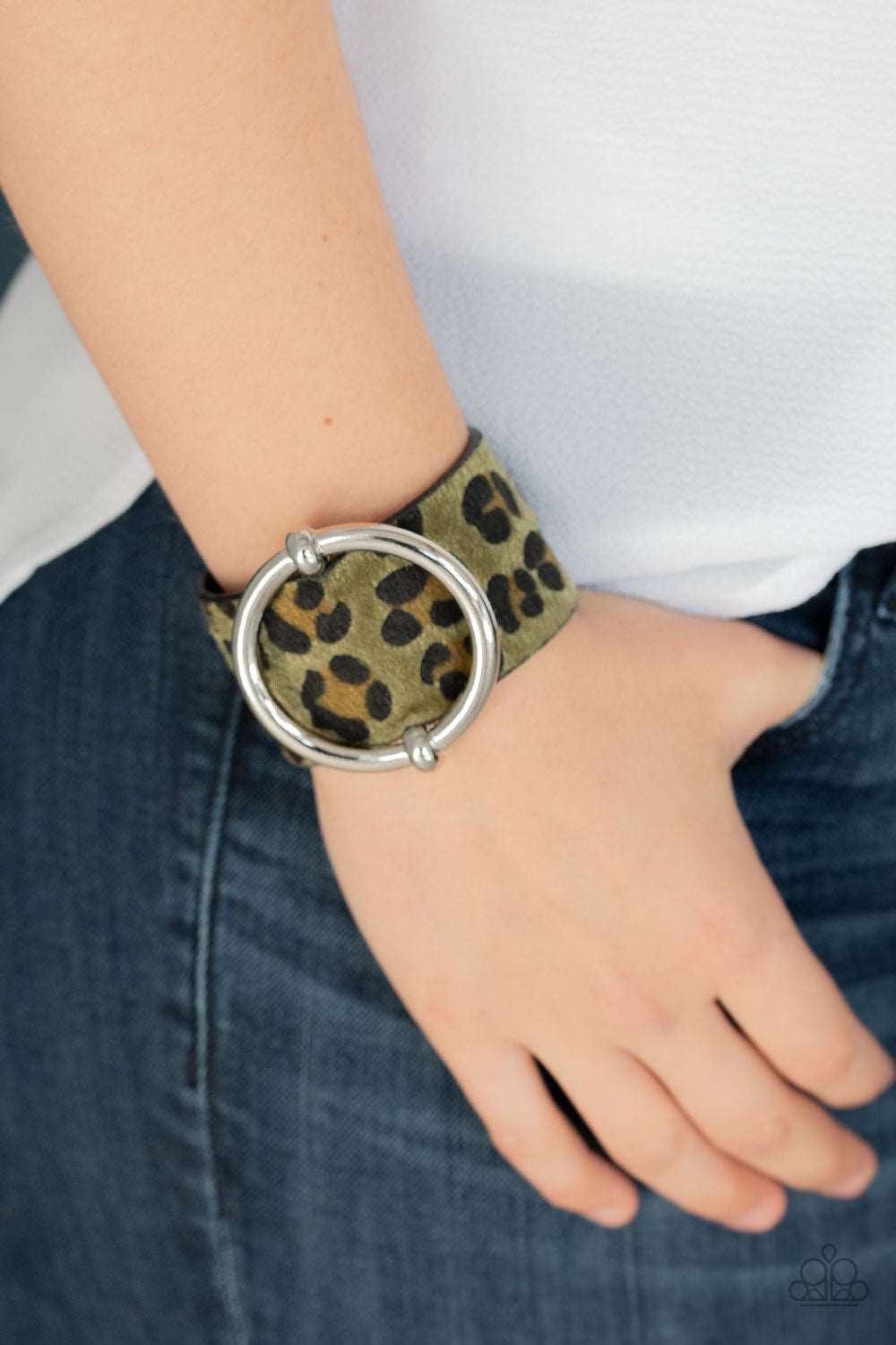 Paparazzi Accessories ✽ Asking FUR Trouble - Green Bracelet✽Flat Rate Ship $4.50✽