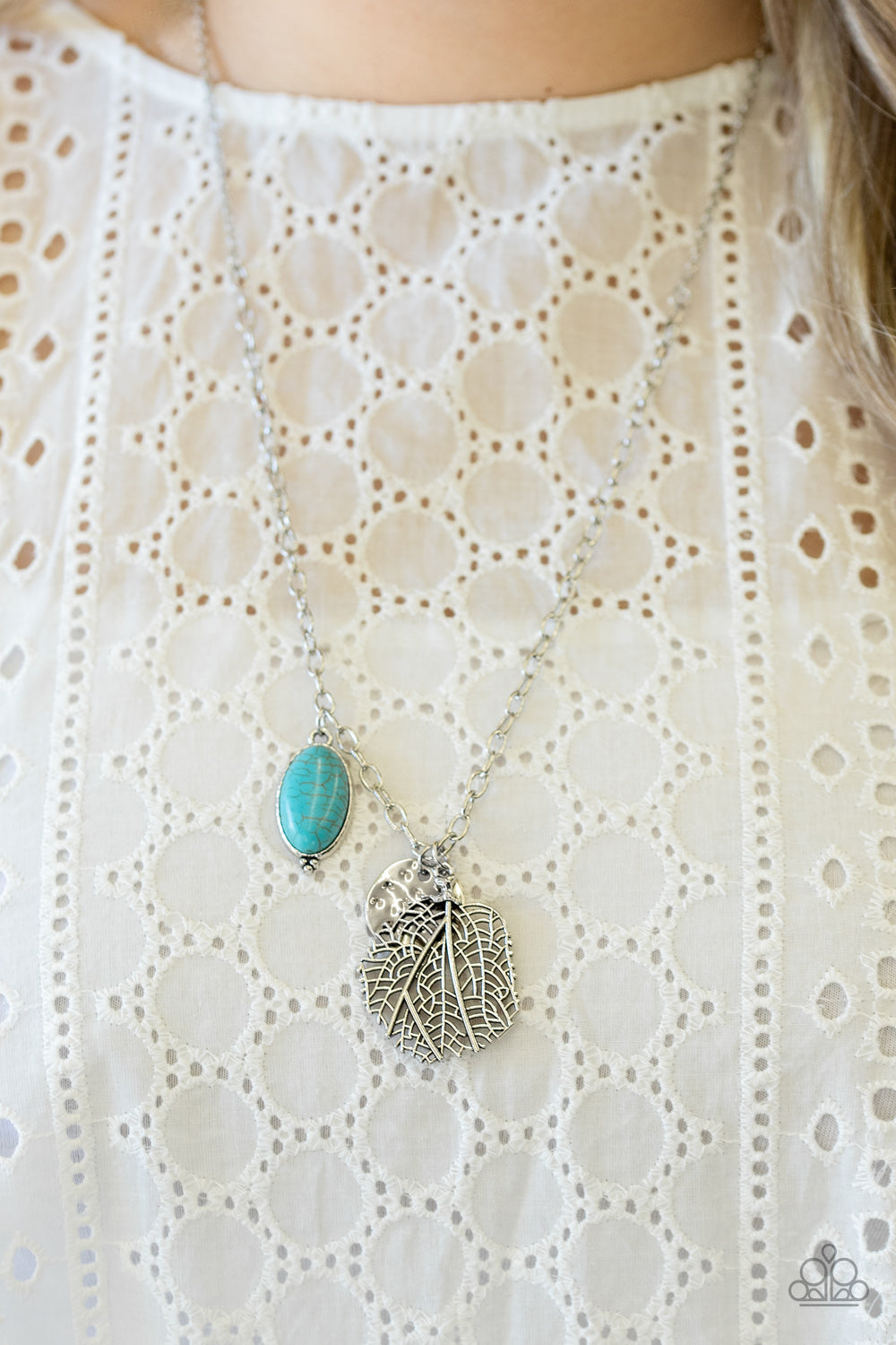 Paparazzi Accessories ✽ Free-Spirited Forager - Blue Necklace✽Flat Rate Ship $4.50✽