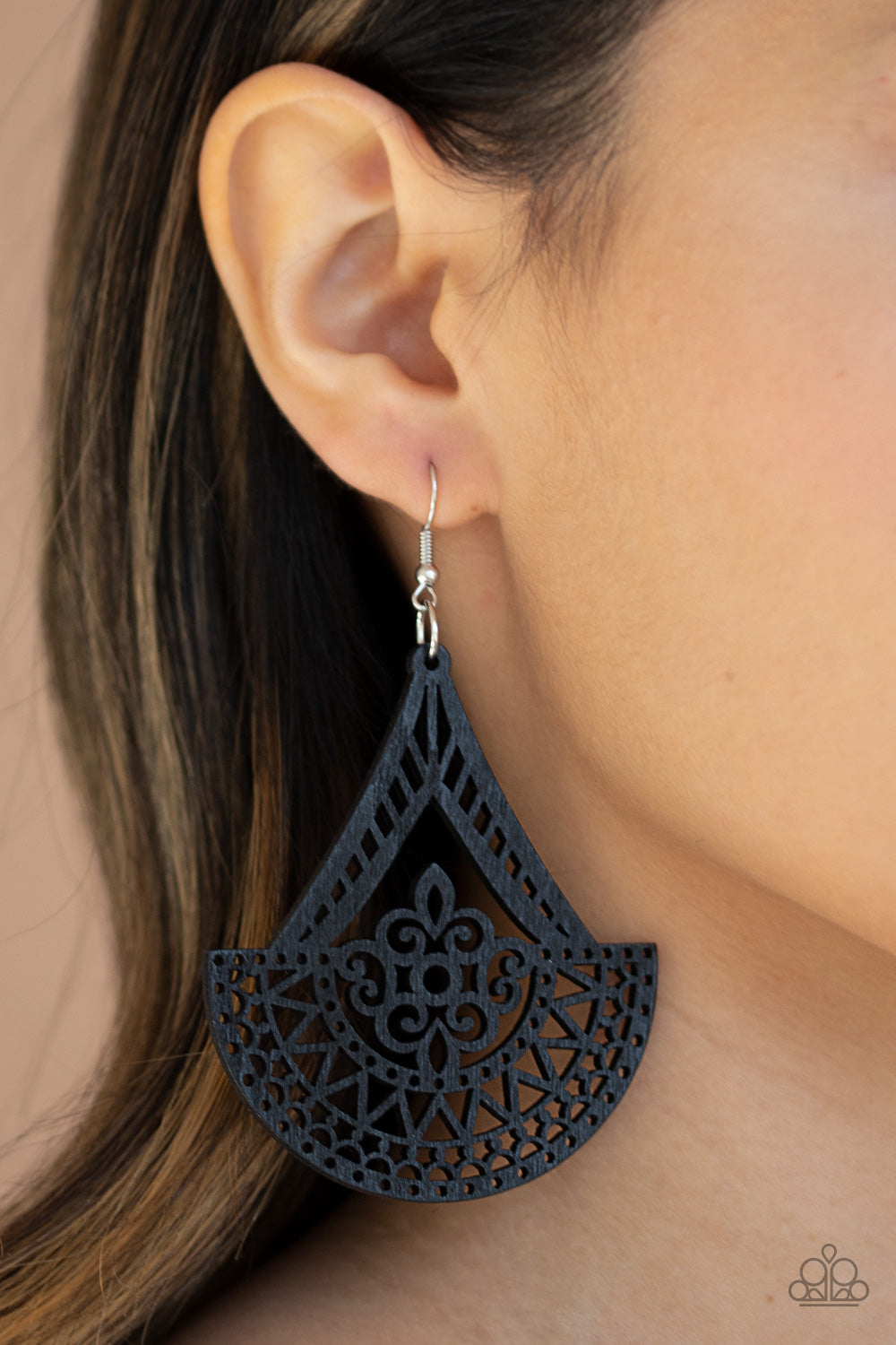 Paparazzi Accessories ✽ Tiki Sunrise - Black Earrings✽Flat Rate Ship $4.50✽