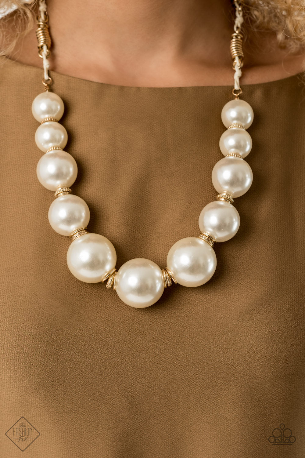 Paparazzi Accessories ✽ Pearly Prosperity - Gold Necklace✽Flat Rate Ship $4.50✽