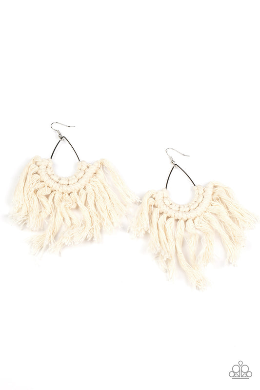 brought✽to✽you✽by✽blingflingbykatwanna-piece-of-macrame-white✽paparazzi-accessories