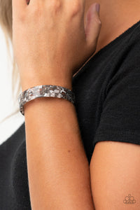 Paparazzi Accessories ✽ Its Getting HAUTE In Here - Black Bracelet✽Flat Rate Ship $4.50✽