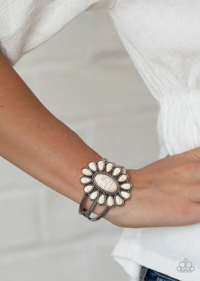 Paparazzi Accessories ✽ Sedona Spring - White Bracelet ✽ Flat Rate Ship $4.50✽