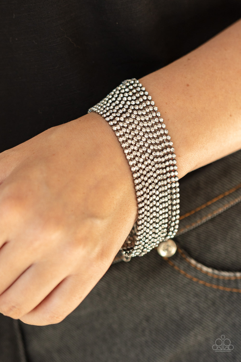 Paparazzi Accessories ✽I Woke Up Like This - Black Bracelet✽Flat Rate Ship $4.50✽