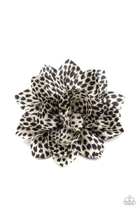 Paparazzi Accessories ✽Deep In The Jungle - White Hair Clip✽Flat Rate Ship $4.50✽