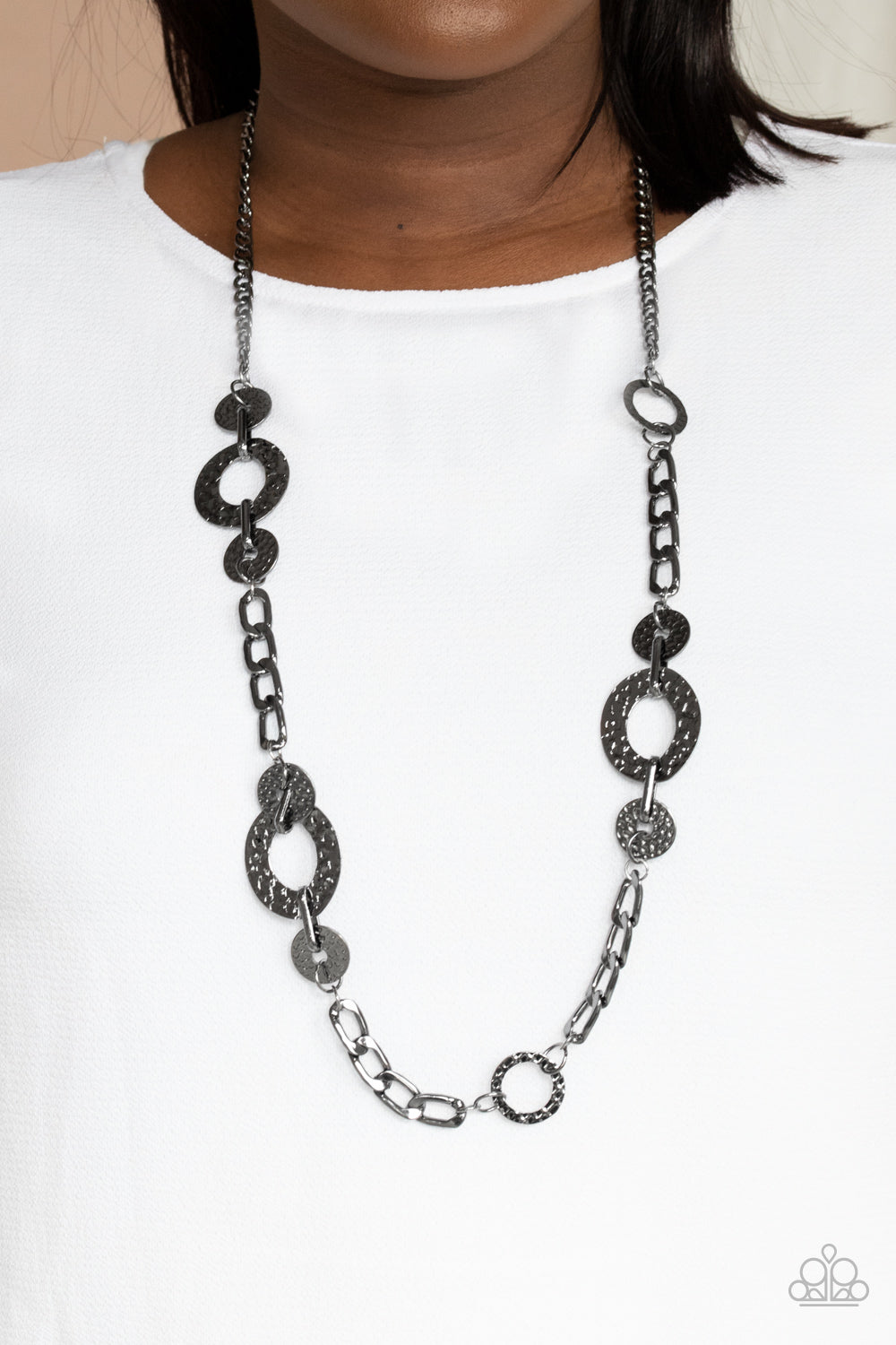 Paparazzi Accessories ❋Mechanically Metro - Black Necklace❋ Flat Rate Ship $4.50❋