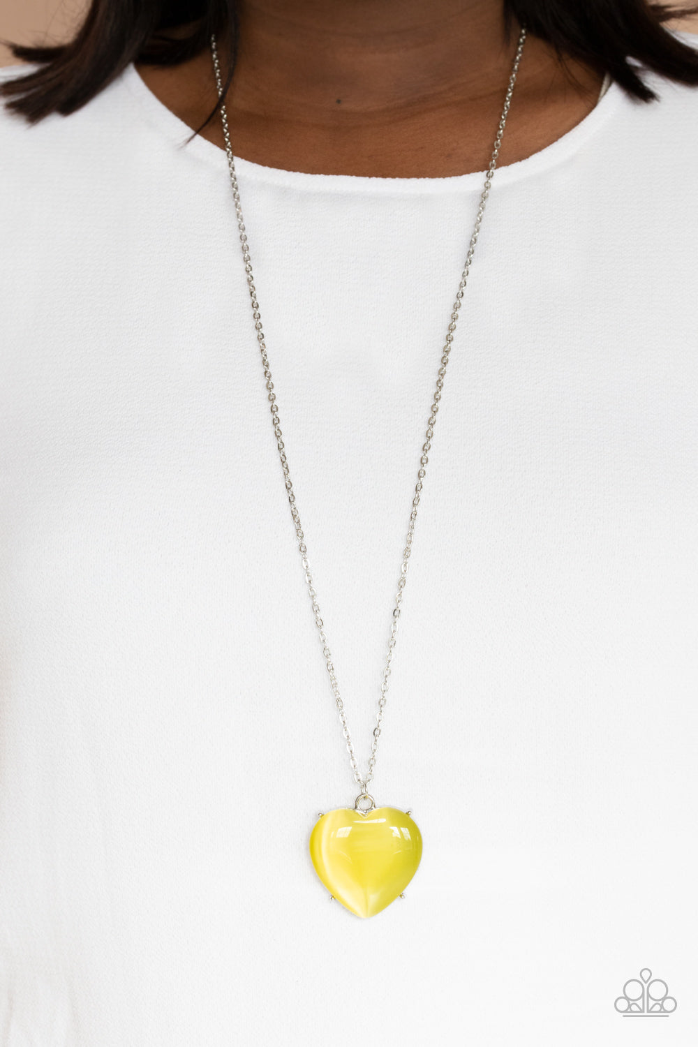Paparazzi Accessories ✽Warmhearted Glow - Yellow Necklace✽Flat Rate Ship $4.50✽